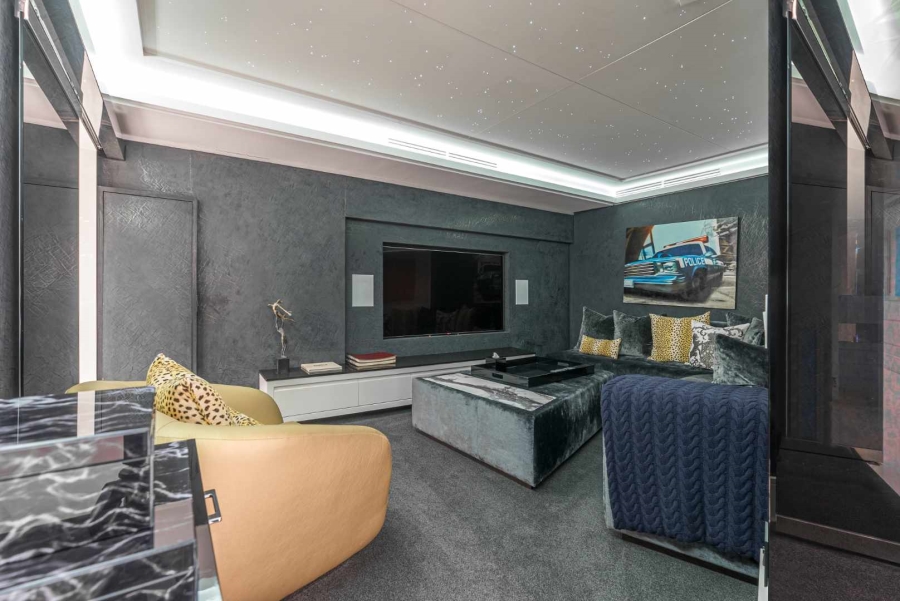 4 Bedroom Property for Sale in Clifton Western Cape